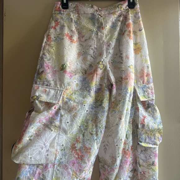 Floral Wide Leg Cargo Pants - Picture 6 of 8